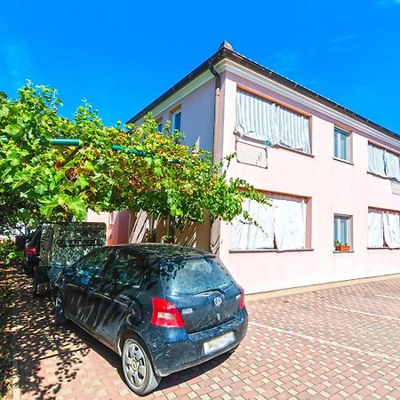Apartments 1282 Fažana Exterior foto